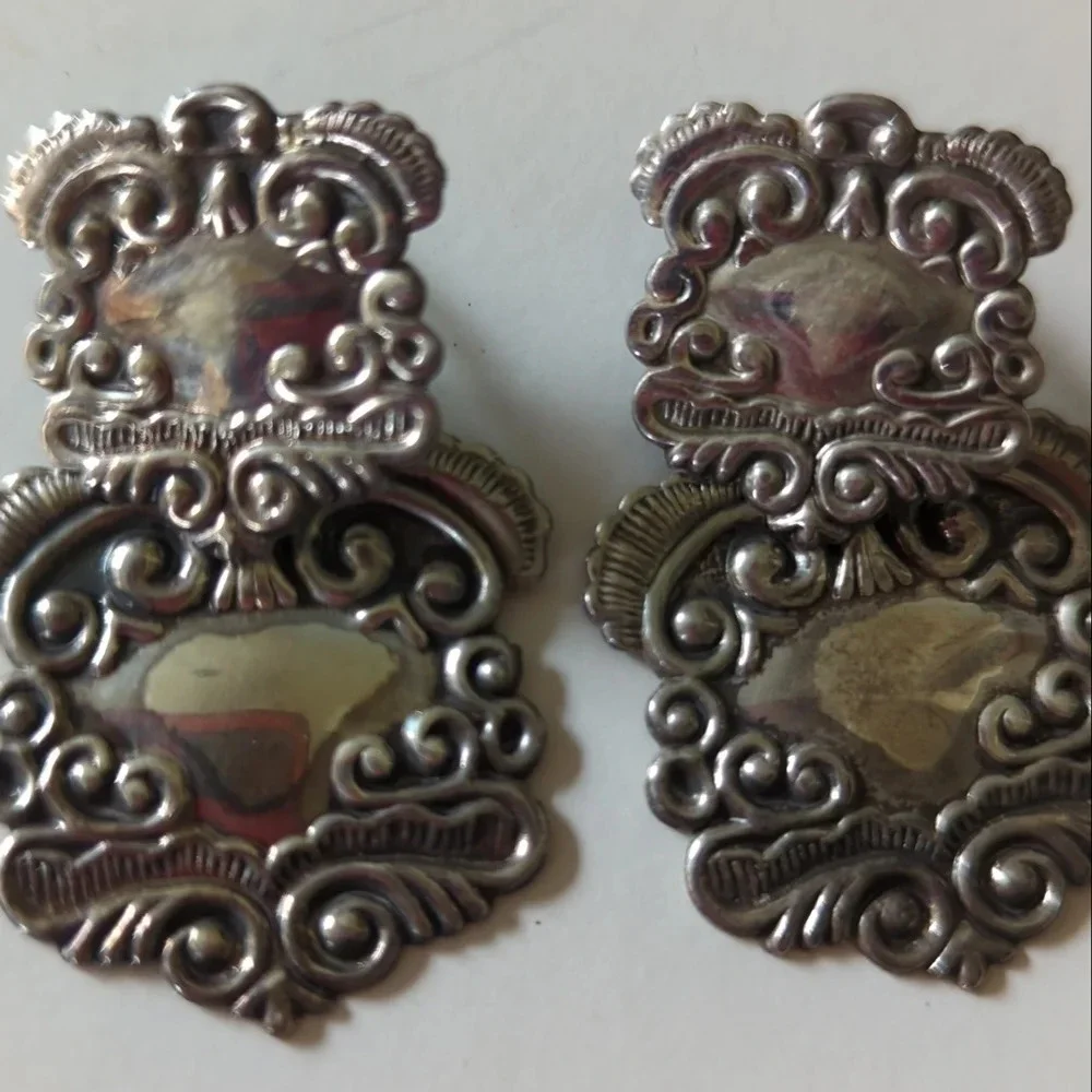 Vintage Sterling Silver Etruscan Earrings - Picture 3 of 6